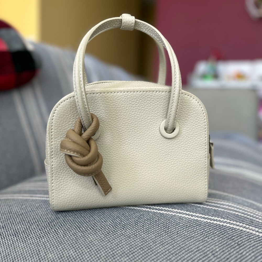 VASIC Cream Handbag